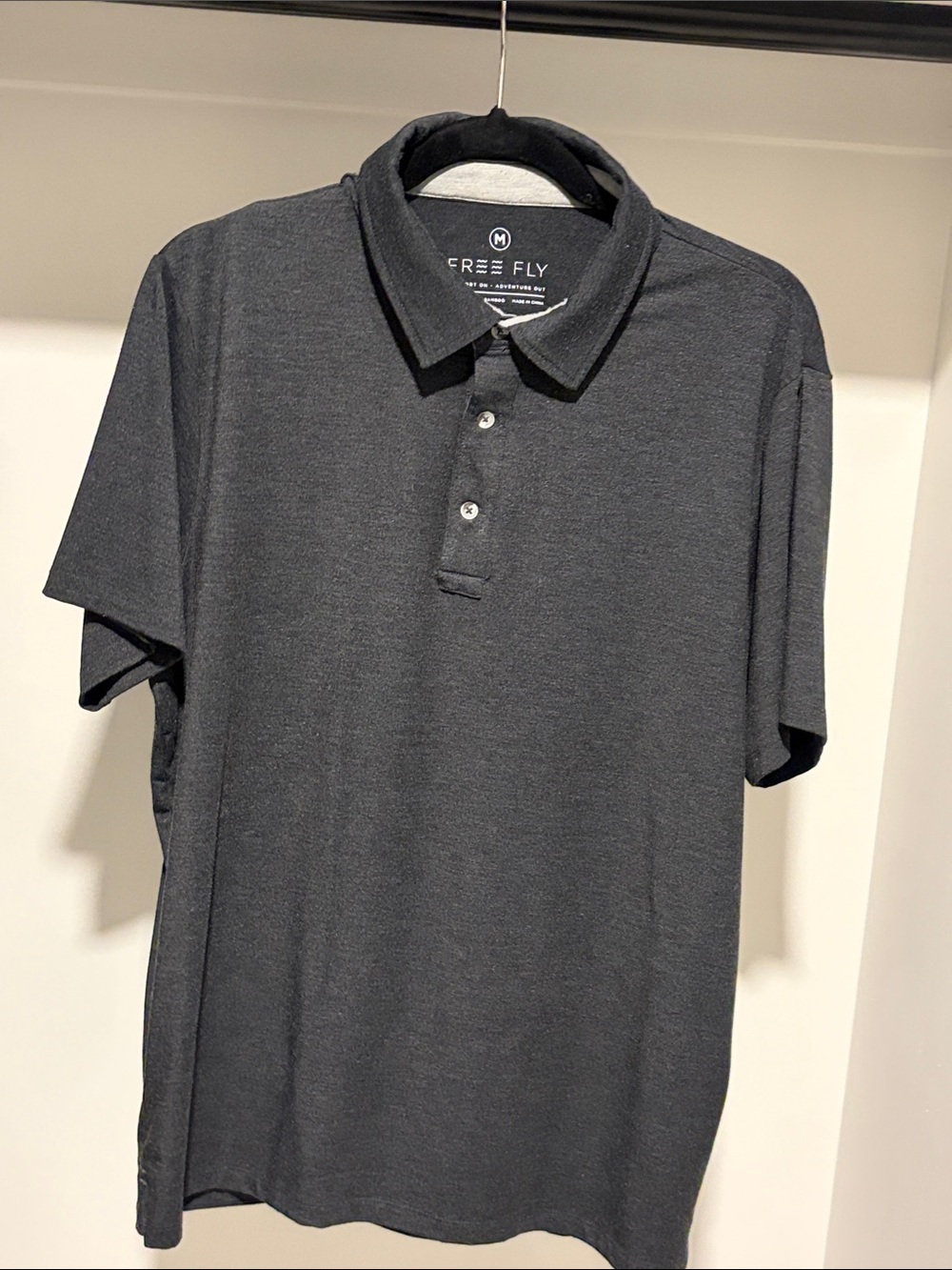 Men’s Free Fly Performance Bamboo shirt.
Size Medium